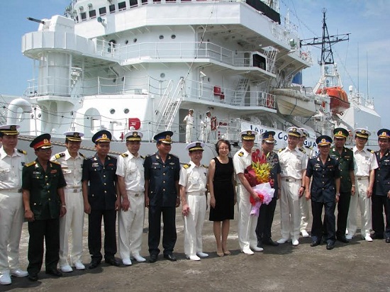 Tàu phòng vệ hải quân Nhật Bản thăm Đà Nẵng - Ảnh 3