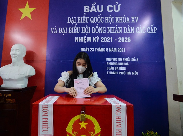 Hơn 5,4 triệu cử tri Thủ đô Hà Nội náo nức đi bầu cử đại biểu Quốc hội và HĐND các cấp nhiệm kỳ 2021 - 2026 - Ảnh 59