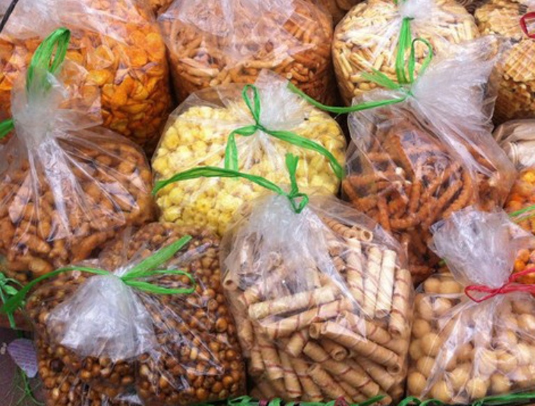 Những món ăn đường phố dưới 10.000 đồng ở Hà Nội - Ảnh 14