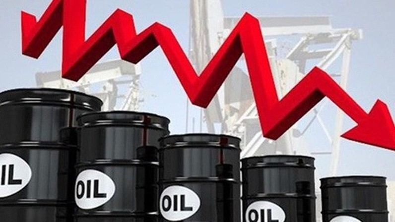 Ảnh hưởng của dịch Covid-19, giá xăng dầu sụt giảm mạnh - Ảnh 1
