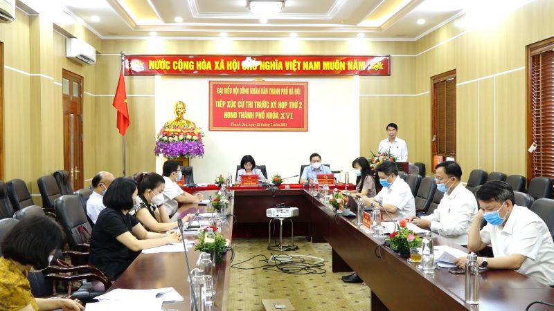 Đại biểu HĐND TP Hà Nội tiếp xúc cử tri huyện Thanh Oai trước Kỳ họp thứ 2 - Ảnh 2
