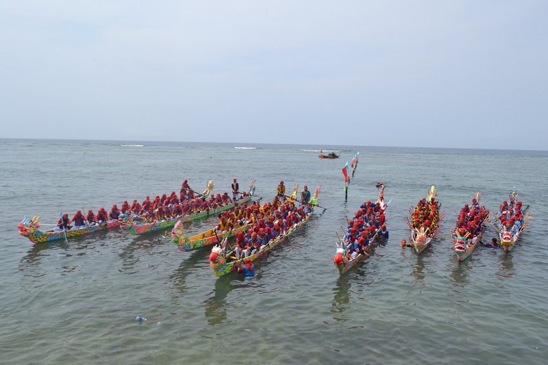 Lễ hội đua thuyền tứ linh ở Lý Sơn: Di sản văn hóa phi vật thể quốc gia - Ảnh 2