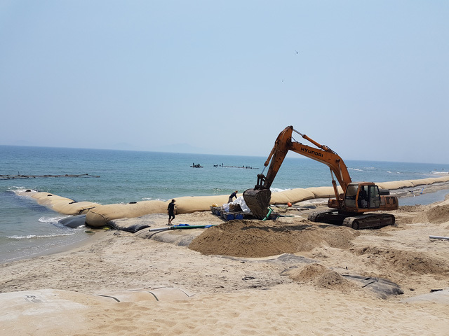 Quảng Nam: Đề xuất nhiều giải pháp cứu biển Cửa Đại - Ảnh 2