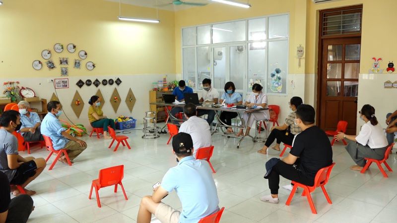 Huyện Thanh Oai triển khai tiêm vaccine phòng Covid-19 đợt 5 - Ảnh 2