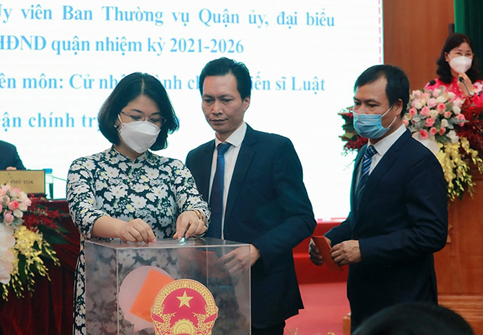 Ông Nguyễn Huy Cường được bầu làm Chủ tịch UBND quận Nam Từ Liêm - Ảnh 2