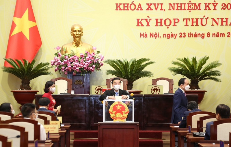 Ông Nguyễn Ngọc Tuấn tiếp tục được bầu làm Chủ tịch HĐND TP Hà Nội khóa XVI, nhiệm kỳ 2021 - 2026 - Ảnh 2