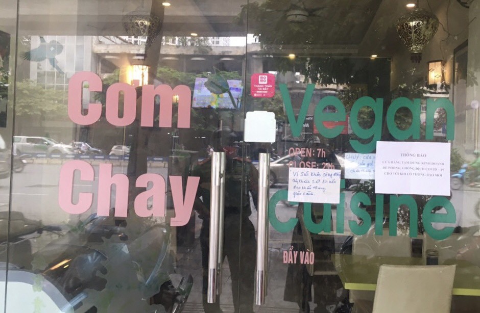 Quận Thanh Xuân: Nhiều cơ sở kinh doanh dịch vụ chủ động đóng cửa phòng, chống dịch - Ảnh 6