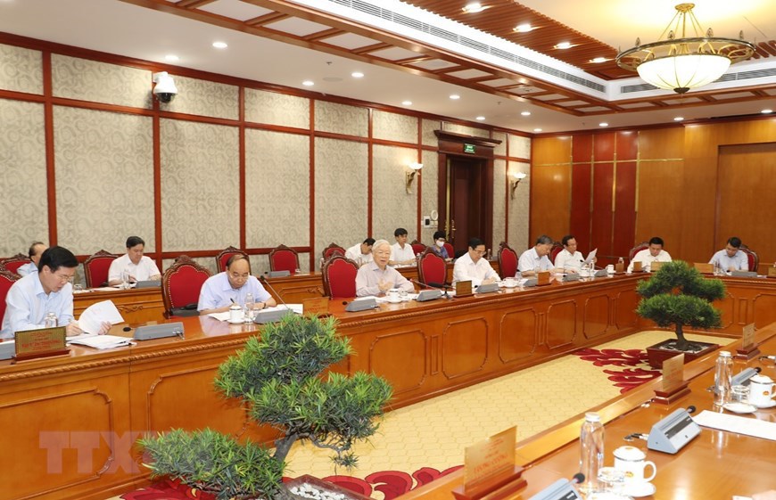 Tổng Bí thư chủ trì họp Bộ Chính trị về tình hình phòng chống dịch - Ảnh 3
