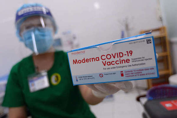 TP Hồ Chí Minh phản hồi Bộ Y tế về việc mua 5 triệu liều vaccine Moderna - Ảnh 1