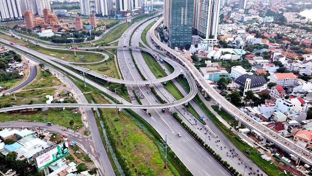 [Gỡ nút thắt trong đầu tư hạ tầng giao thông TP Hồ Chí Minh] Bài cuối: Tăng tỷ lệ điều tiết ngân sách - Ảnh 1