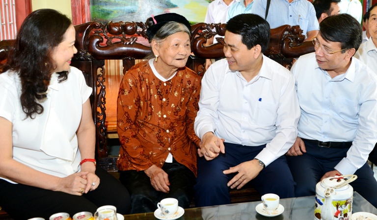 Huyện Ba Vì có 20 mẹ Việt Nam Anh hùng được phụng dưỡng - Ảnh 1