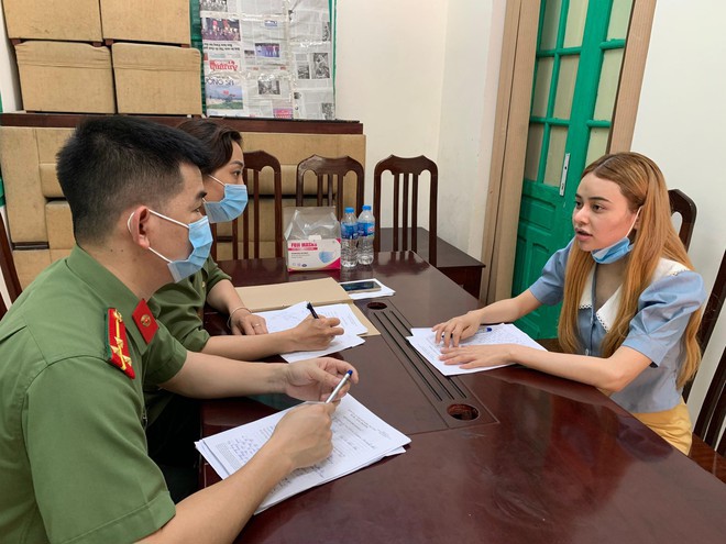 Khởi tố 2 nữ sinh giúp 17 người Trung Quốc nhập cảnh trái phép thuê nhà ở quận Thanh Xuân - Ảnh 1