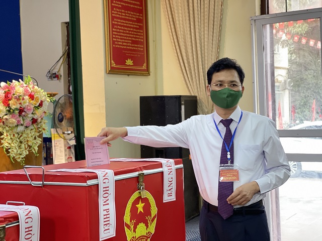 Hơn 5,4 triệu cử tri Thủ đô Hà Nội náo nức đi bầu cử đại biểu Quốc hội và HĐND các cấp nhiệm kỳ 2021 - 2026 - Ảnh 107