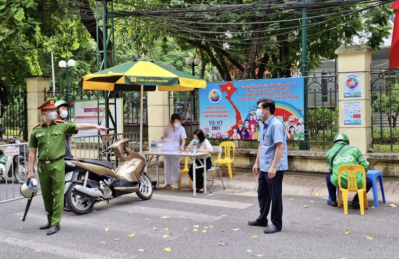 Quận Thanh Xuân: 4 ngày, xử phạt 209 triệu đồng vi phạm phòng, chống dịch - Ảnh 5