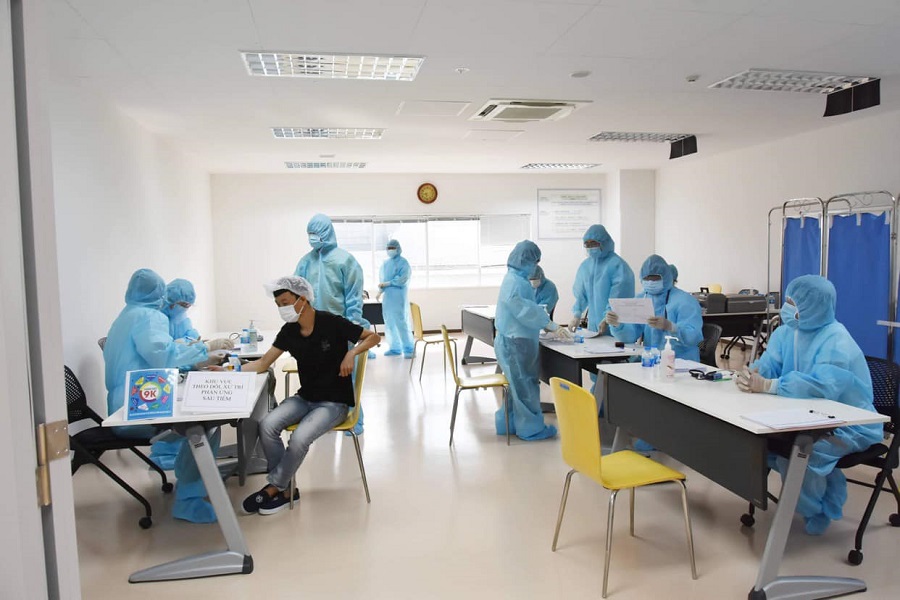 Khởi động chiến dịch tiêm chủng 836.000 liều vaccine tại TP Hồ Chí Minh - Ảnh 10