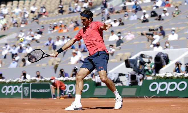 Vòng 1 Roland Garros 2021: Federer trở lại ấn tượng - Ảnh 1