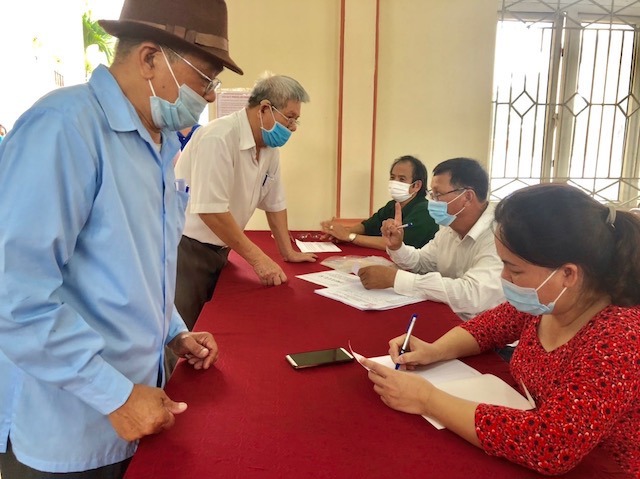 Huyện Mê Linh: Phòng dịch Covid-19 nghiêm ngặt trong ngày hội toàn dân - Ảnh 2