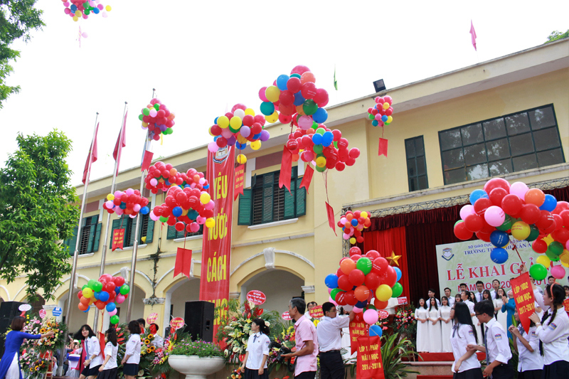 Hà Nội: Hơn 1,8 triệu học sinh náo nức dự lễ khai giảng năm học mới - Ảnh 26