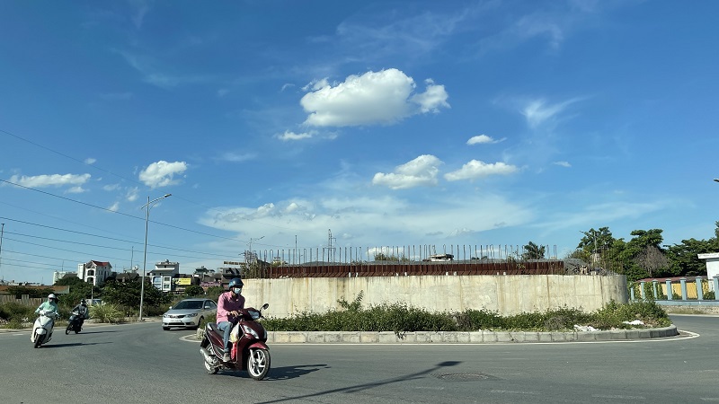 Dự án đường nối Nguyễn Xiển - Xa La: Chậm vì vướng giải phóng mặt bằng - Ảnh 2