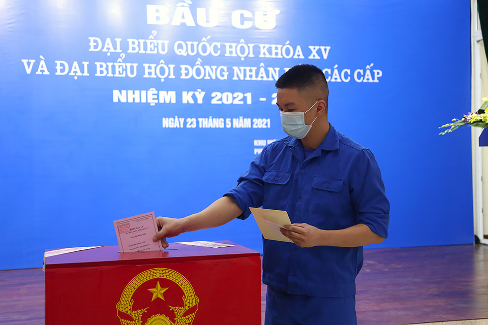 Hà Nội: Những “cử tri đặc biệt” bỏ phiếu trong Trại tạm giam số 1 - Ảnh 8
