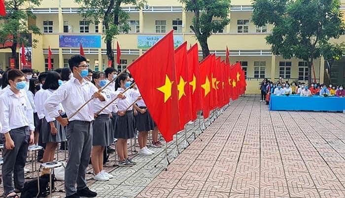 "Tỷ lệ chọi" lớp 10 công lập tại Hà Nội: Nắm rõ quy định tuyển sinh là lợi thế - Ảnh 1
