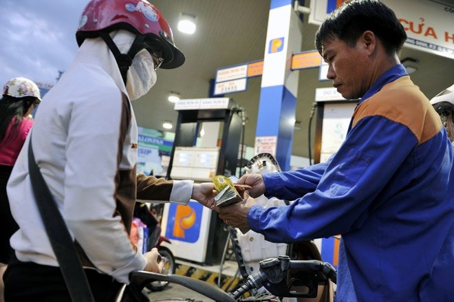 Sự kiện kinh tế tuần: Giá xăng dầu tăng lần thứ 4 liên tiếp - Ảnh 1