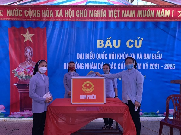 Hà Tĩnh: 94,33% cử tri đã đi bỏ phiếu - Ảnh 2