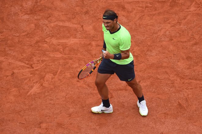 Vòng 4 Roland Garros: Nadal, Nole Djokovic lần đầu đối mặt với nguy cơ bị loại - Ảnh 1