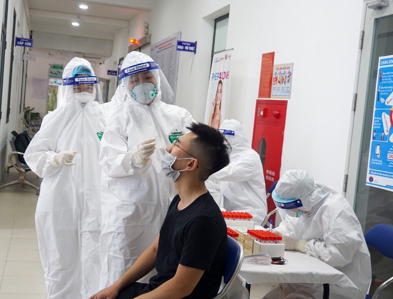 Ngày 1/8, Việt Nam ghi nhận 8.620 ca mắc Covid-19, 4.423 bệnh nhân được công bố khỏi bệnh - Ảnh 1