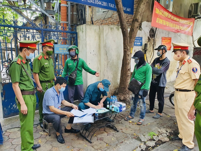 Quận Thanh Xuân: Xử phạt 53 triệu đồng vi phạm phòng, chống dịch Covid-19 - Ảnh 3