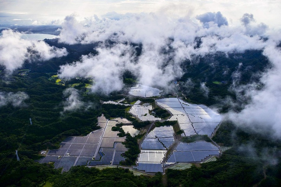 Nhà máy điện mặt trời xây trên sân golf, đập nước ở Nhật Bản - Ảnh 5