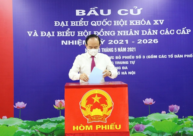 Hơn 5,4 triệu cử tri Thủ đô Hà Nội náo nức đi bầu cử đại biểu Quốc hội và HĐND các cấp nhiệm kỳ 2021 - 2026 - Ảnh 67