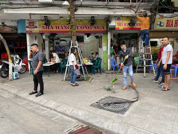 Hà Nội: Quán ăn đường phố, cà phê phản ứng nhanh sau chỉ đạo giãn cách - Ảnh 8