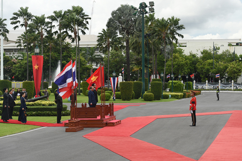 Hình ảnh lễ đón Thủ tướng Nguyễn Xuân Phúc thăm chính thức Thái Lan - Ảnh 2