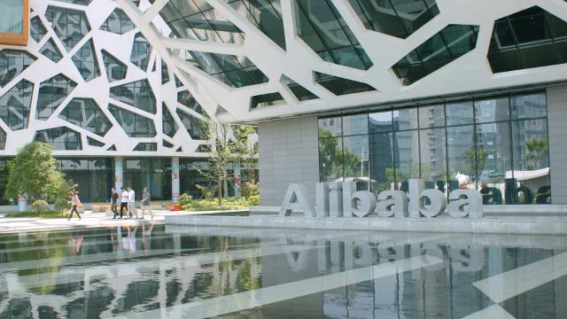 Alibaba.com hỗ trợ doanh nghiệp nhỏ và vừa Việt Nam đẩy nhanh quá trình số hóa - Ảnh 1