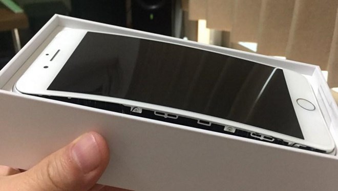 Apple mở điều tra thông tin iPhone 8 Plus bị phồng nứt máy - Ảnh 1