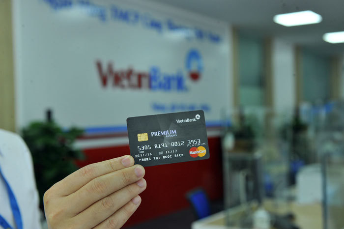 VietinBank tiếp tục chuyển đổi số tài khoản thẻ ATM của khách hàng - Ảnh 2