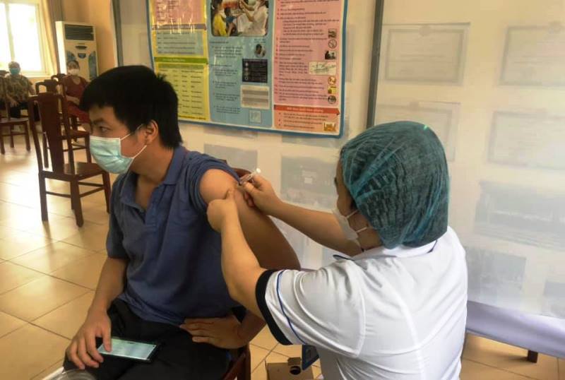 Quận Cầu Giấy: Thêm hơn 1.300 người được tiêm vaccine Covid-19 - Ảnh 1