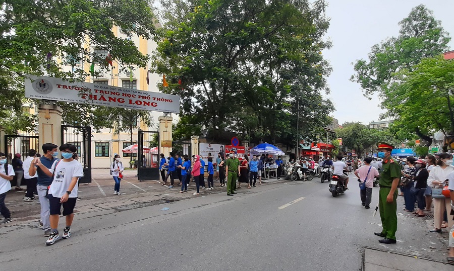 Quận Hai Bà Trưng: Chính quyền sở tại phối hợp tốt, đảm bảo an toàn tuyệt đối cho Kỳ thi vào lớp 10 - Ảnh 6