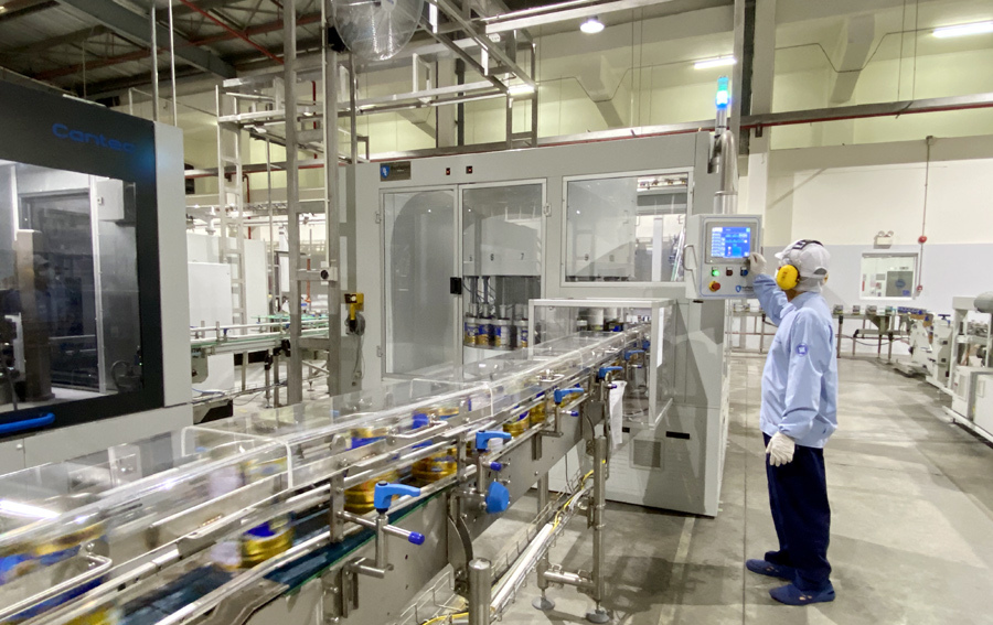 Với 13 nhà máy hiện đại, Vinamilk hiện có thể sản xuất hơn 28 triệu hộp sữa mỗi ngày - Ảnh 5