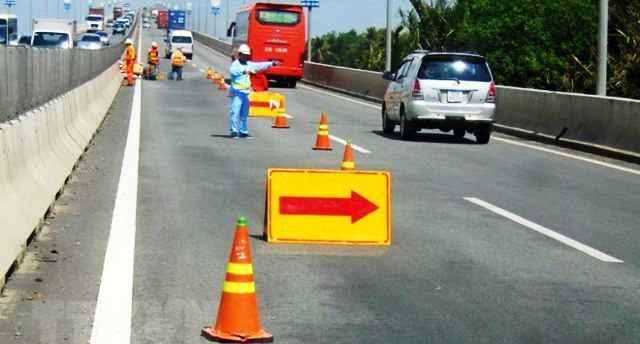 Tổng cục Đường bộ chỉ đạo khẩn về công tác bảo dưỡng Quốc lộ, cao tốc - Ảnh 1