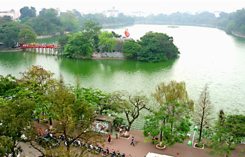 Cải tạo môi trường nước hồ Hoàn Kiếm: Thận trọng bảo vệ hệ sinh thái - Ảnh 1
