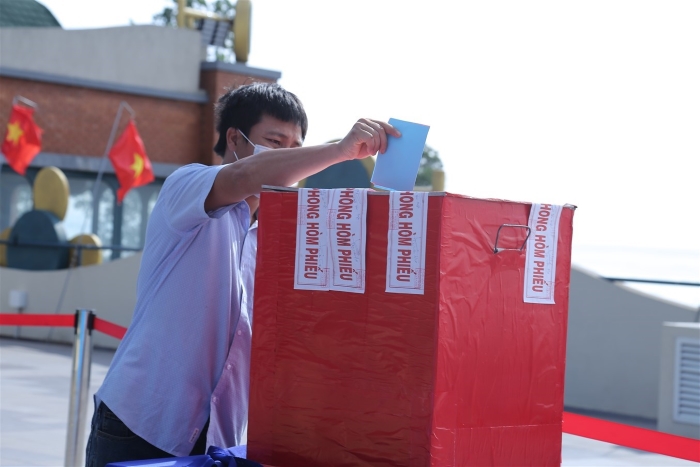 Gần 700 cử tri tại núi Bà Tây Ninh đã bầu cử như thế nào? - Ảnh 7