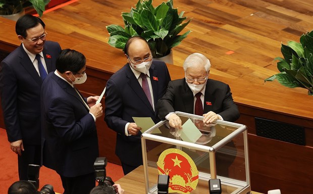 Chủ tịch Quốc hội khóa XV Vương Đình Huệ tuyên thệ nhậm chức - Ảnh 1