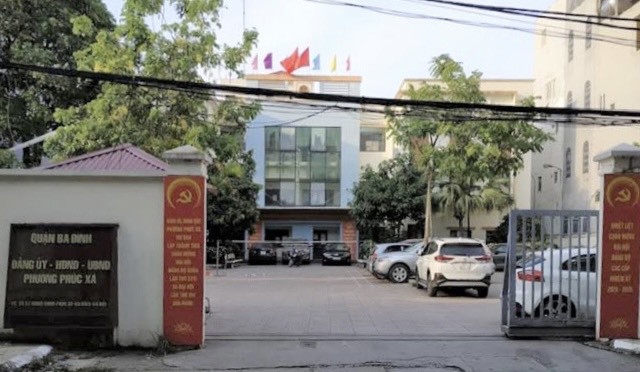 Hà Nội: Trụ sở UBND phường Phúc Xá hoạt động trở lại sau thời gian tạm dừng vì liên quan ca nhiễm Covid-19 - Ảnh 1