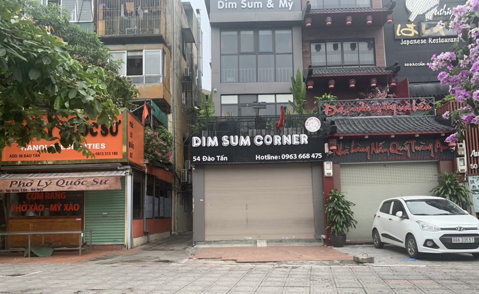 Chùm ảnh: Hàng quán kinh doanh ăn uống trên địa bàn quận Ba Đình chủ động phòng, chống dịch Covid-19 - Ảnh 5