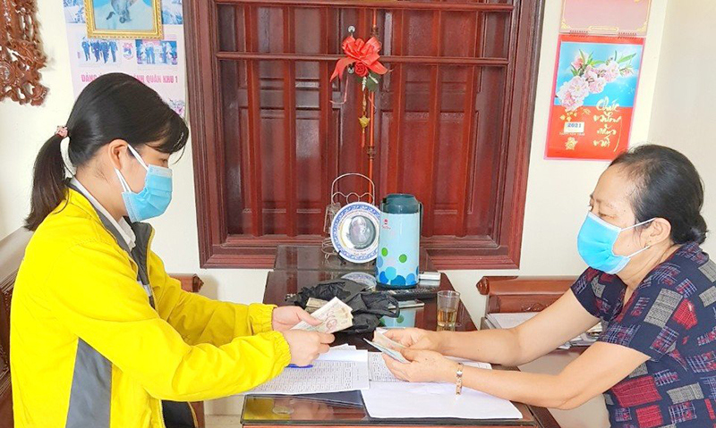 Bảo hiểm xã hội Hà Nội góp sức, chung tay cùng cộng đồng chống dịch - Ảnh 1