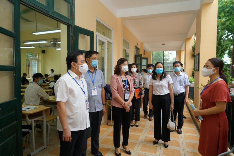 Hà Nội xử lý tốt các tình huống tổ chức thi tốt nghiệp THPT 2021 - Ảnh 3