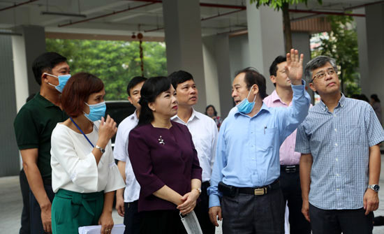 Bộ trưởng Bộ Y tế thị sát phòng chống bệnh sốt xuất huyết tại Hà Nội - Ảnh 2