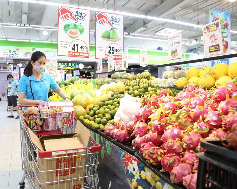 [Ảnh] Hà Nội: Các siêu thị đầy ắp hàng hóa phục vụ người dân - Ảnh 4